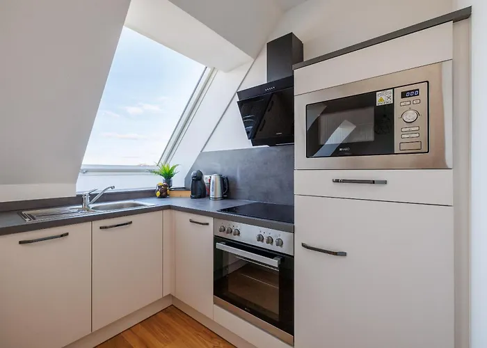Symphony Apartments 38 - Modern Loft With Terrace And Grill In Central Location