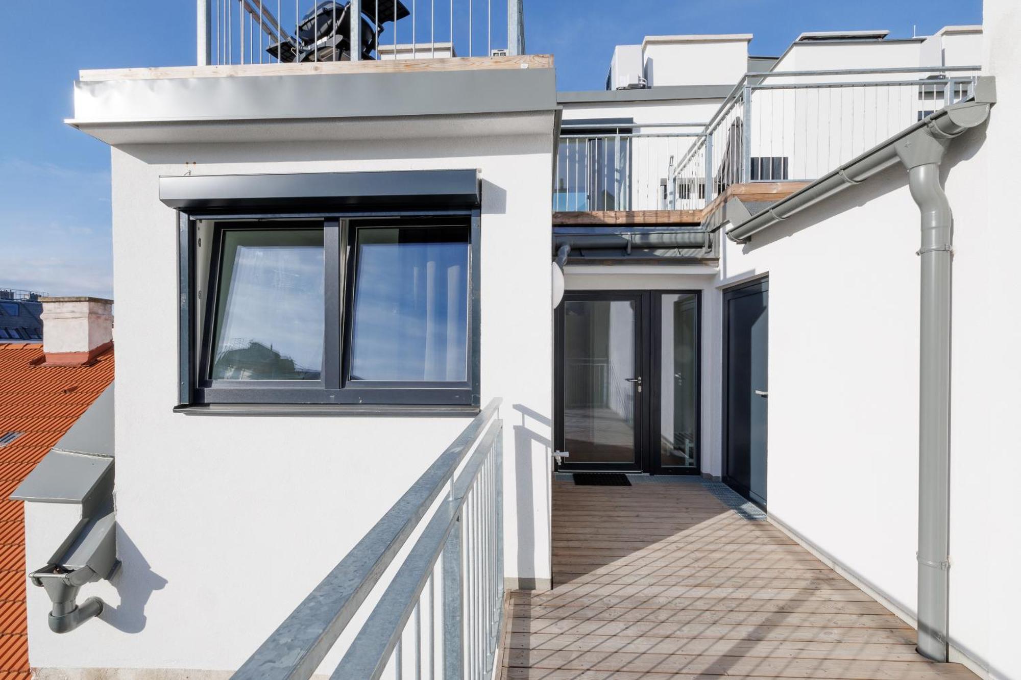 Symphony 38 - Modern Loft With Terrace And Grill In Location